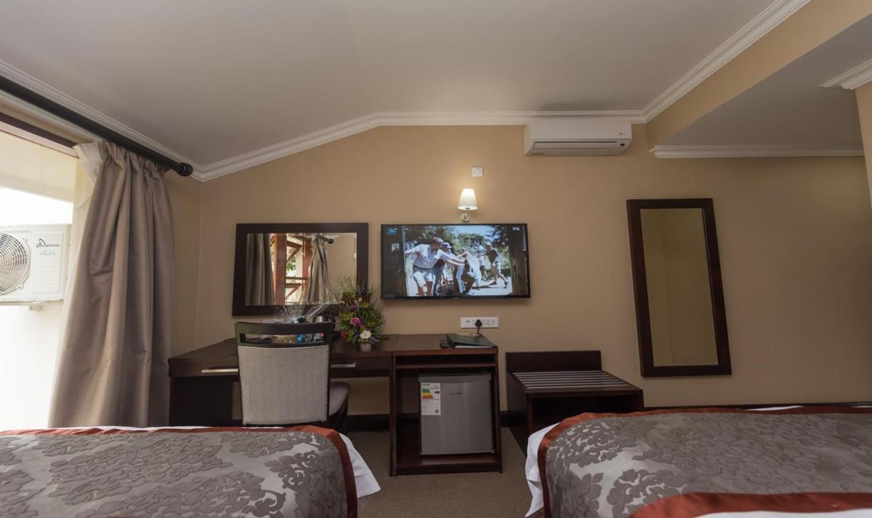 Hotel Sunbird Lilongwe Esterno foto