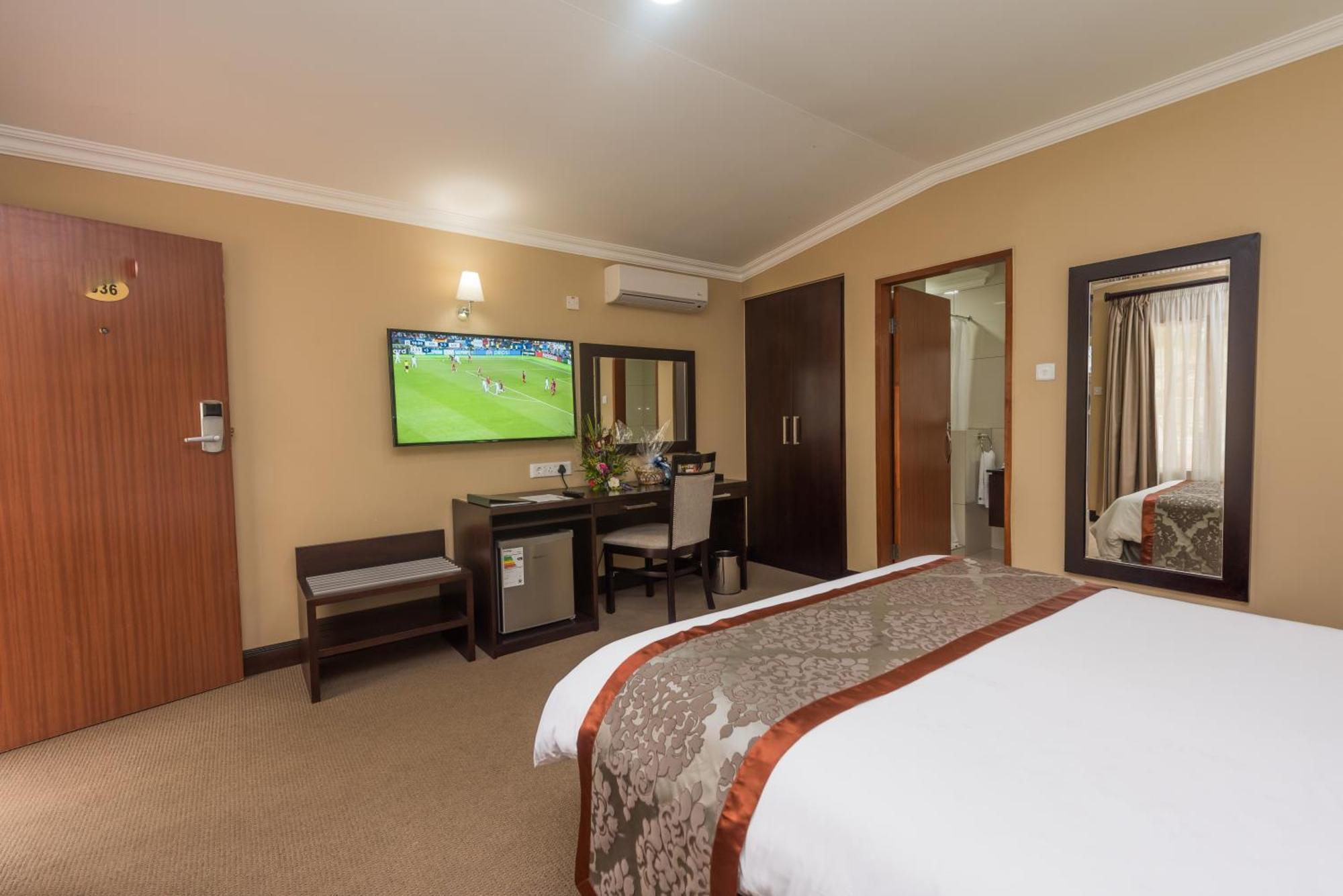 Hotel Sunbird Lilongwe Esterno foto